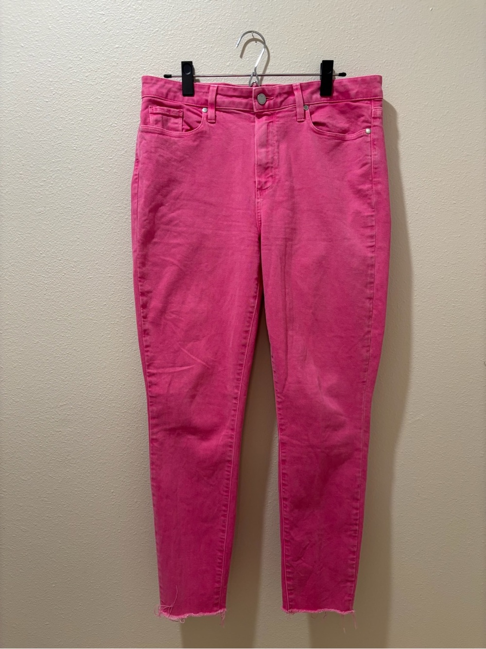 PAIGE Hoxton Ankle Vibrant Pink High-Rise Cropped Jeans